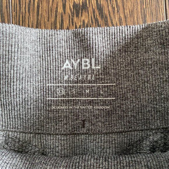 Aybl XS Grey Seamless Bike Shorts - Picture 3 of 3